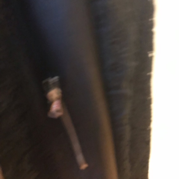 Beautiful leather jacket with lace embroidered sleeves - Picture 5 of 7